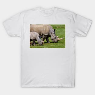 Southern White Rhino Rhinoceros T-Shirt